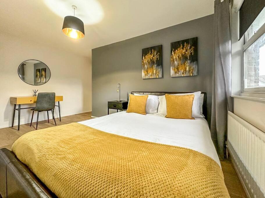 Casa de Férias Newly Refurbished 3 Bed House Near O2 Arena